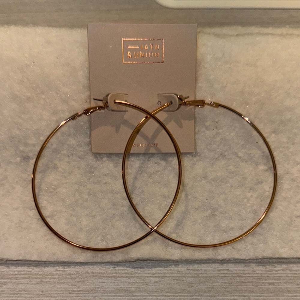 14th & Union Gold Hoop Earrings